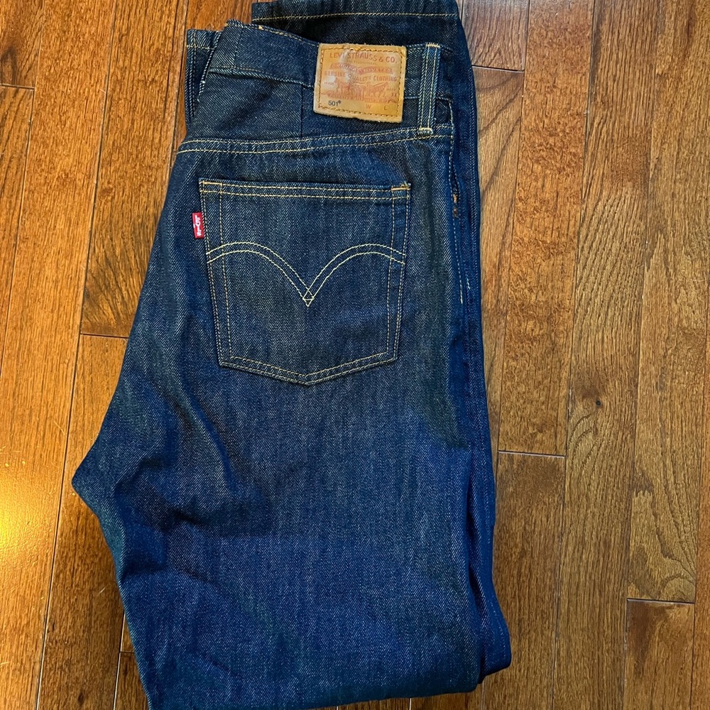 LEVIS 501 STRAIGHT JEANS